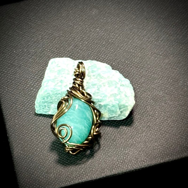 【Stone of Calm】 金屬編織 天河石項鍊 - 項鍊 - 水晶 綠色