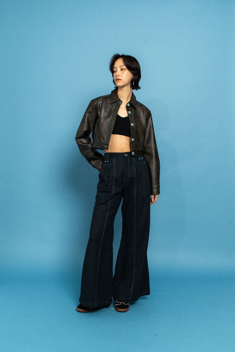 海藍中腰喇叭褲 Navy Mid-rise boot-cut - 女長褲 - 其他材質 藍色