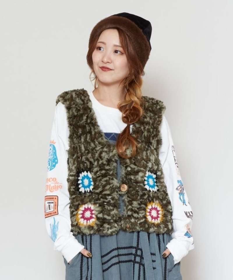 [Popular Pre-Order] Nomadic Nepal Handmade Crochet Plush Warm Vest (3 Colors) NSR-3308 - Women's Vests - Other Materials Multicolor