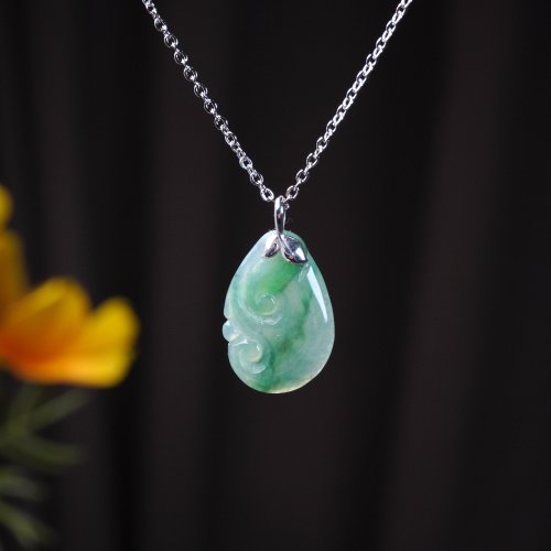 瓔珞珠寶盒 E.L.Jewelry Box 冰種飄花翡翠如意項鍊 18K金墜頭 | 天然緬甸玉翡翠A貨 | 送禮