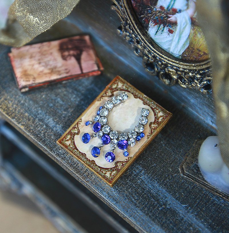 Miniature necklace for a dollhouse 1:12 珠宝首饰 - 其他 - 玻璃 多色