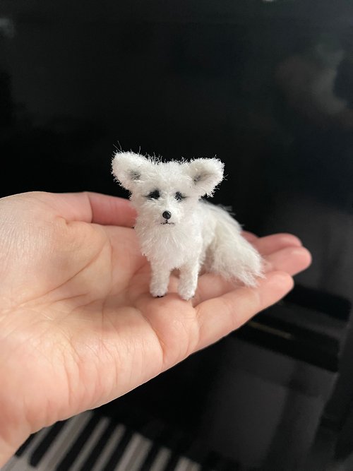 HeyMiniToysnVINTAGE Miniature realistic arctic fox polar fox puppy ooak pet replica 1 to 6 scale toy