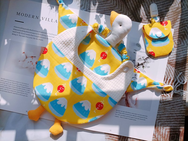 Jin Handmade Mt. Fuji series three-piece set/Miyue gift box/Duck comforter towel/Bib pocket - Baby Gift Sets - Cotton & Hemp 