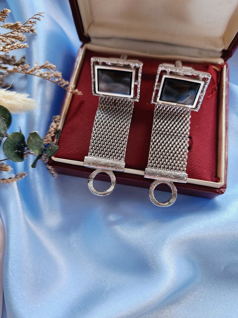美國西洋古董飾品 / DANTE銀色隕紋框黑瑪瑙翻轉式袖扣 - 袖扣 - 其他材質 