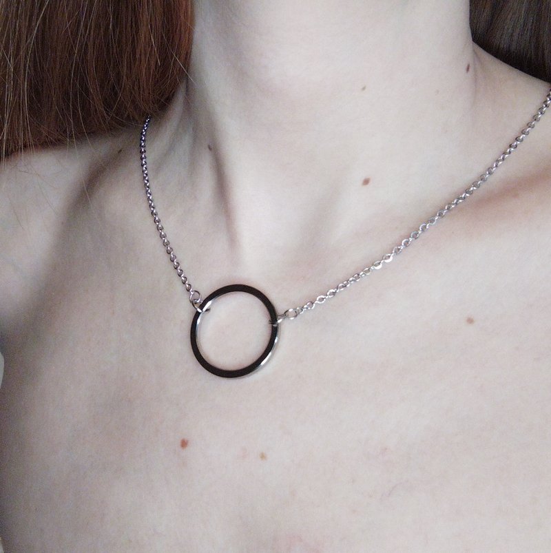 Good karma necklace. Circle of life necklace. Eternity circle necklace for men. - 項鍊 - 其他金屬 銀色