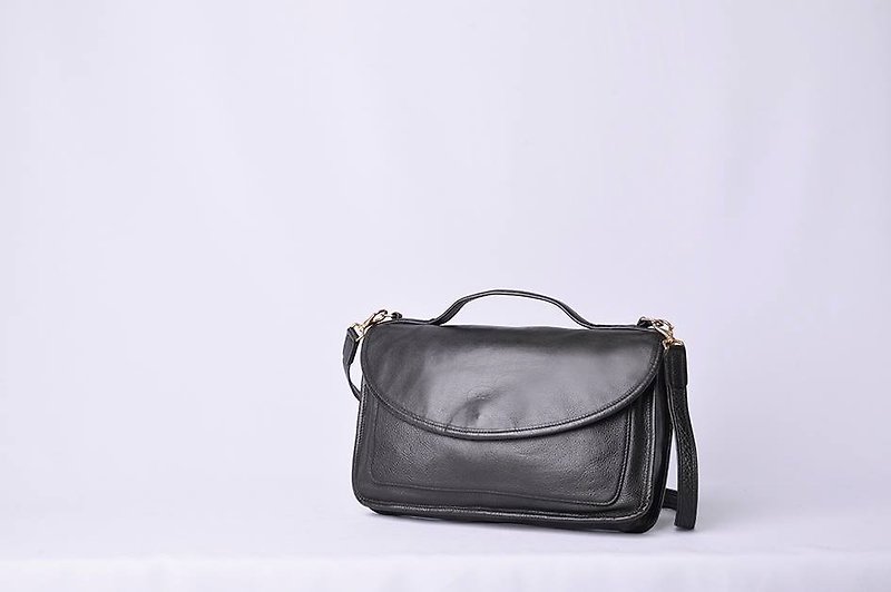 Antique Vintage Longchamp bag - กระเป๋าแมสเซนเจอร์ - หนังแท้ สีดำ