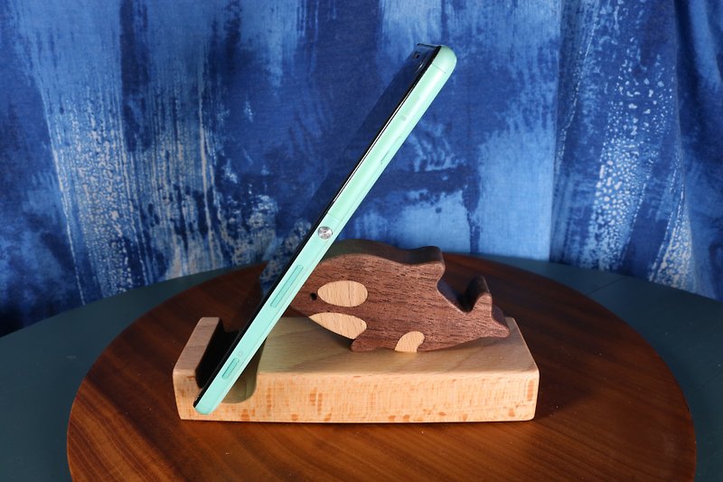 phone holder - Killer whale 1 - Phone Stands & Dust Plugs - Wood Brown