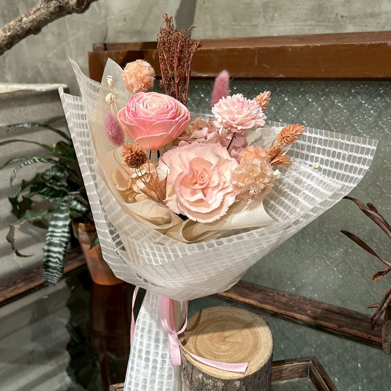 浪漫感索拉花束/夢幻 - 花藝/盆栽/植栽 - 植物．花 