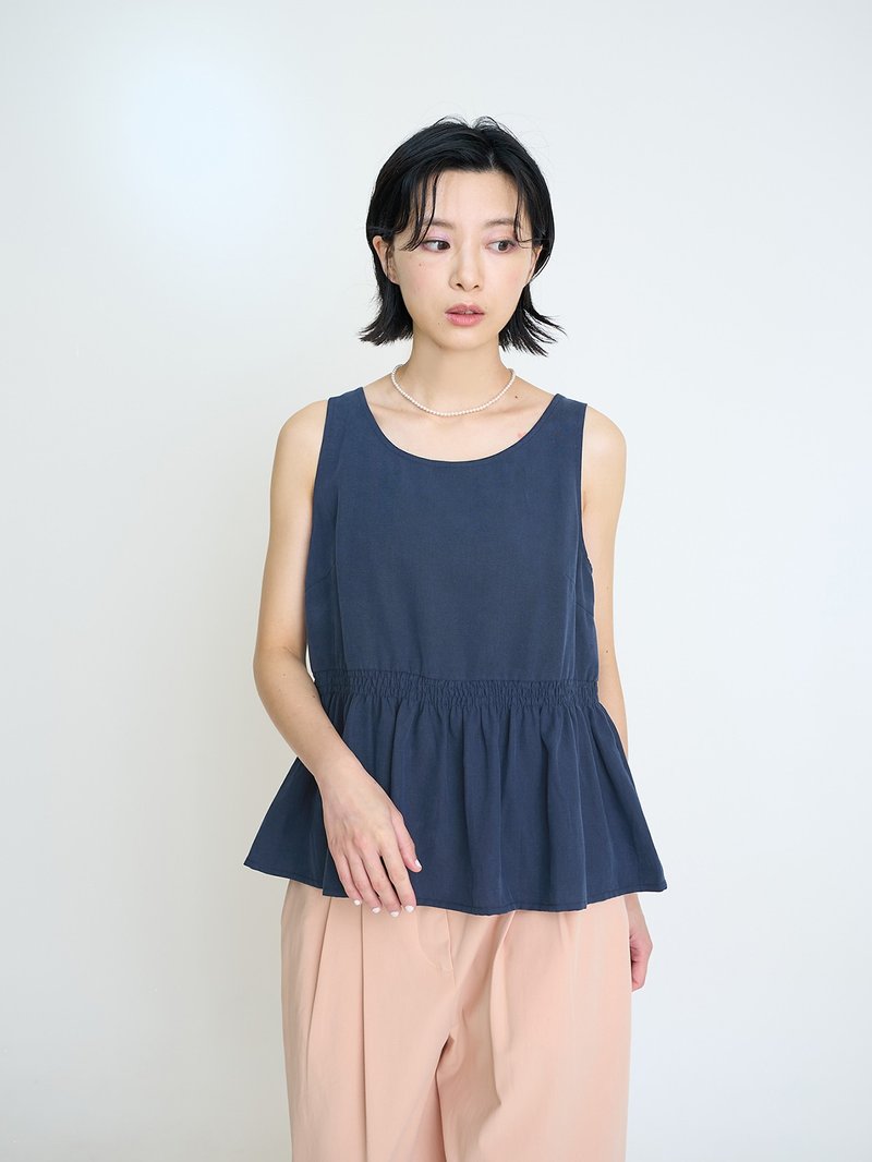 Fine silk lace sleeveless top-Isatis root - เสื้อกั๊กผู้หญิง - ไฟเบอร์อื่นๆ สีน้ำเงิน