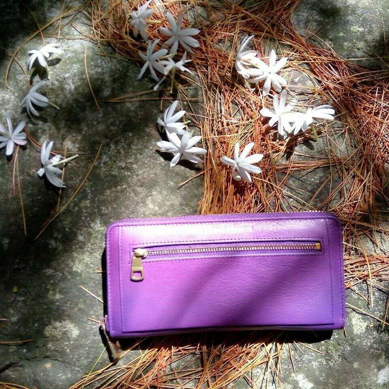 LaPoche Secrete: Encounter everyday girl _ Water washed mo leather clip _ charm purple - กระเป๋าสตางค์ - หนังแท้ สีม่วง