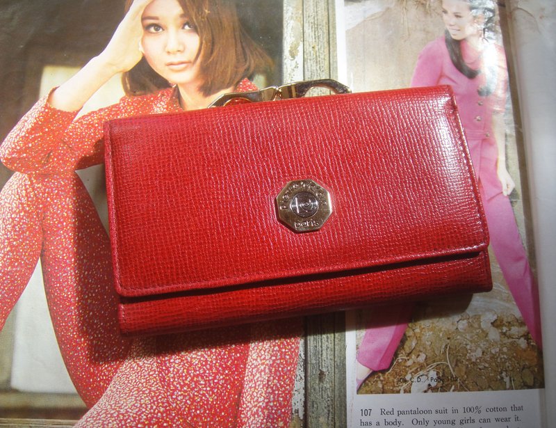 Glorious Era OLD ERA_Early second-hand old bag Pierre Cardin medium wallet - Wallets - Other Materials 