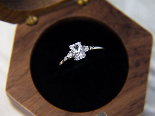 JTK Jewellery 冰糖莫桑石戒指 | 莫桑石婚戒 | 情侶對戒 | 925純銀 | 禮物首選