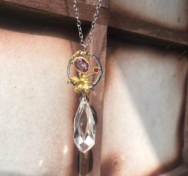 [ロストと見つける天然アメジスト石の蜂白色結晶をガーネットのネックレス925 - ネックレス - 宝石 多色
