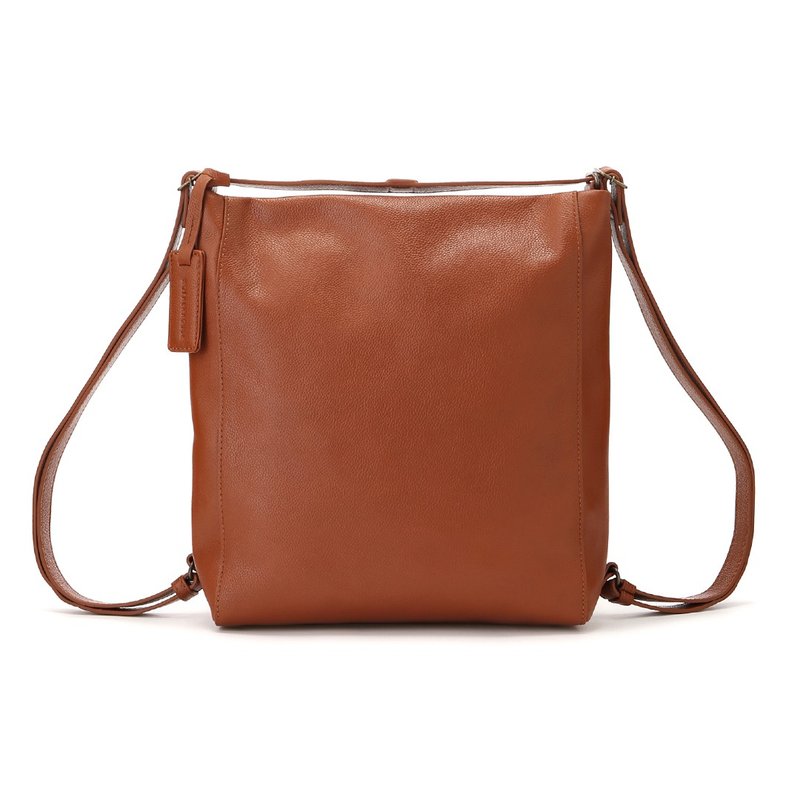 K ふんわりレザー2WAYリュック - キャラメルブラウン (販売終了・在庫限り) - リュック・バックパック - 革 ブラウン