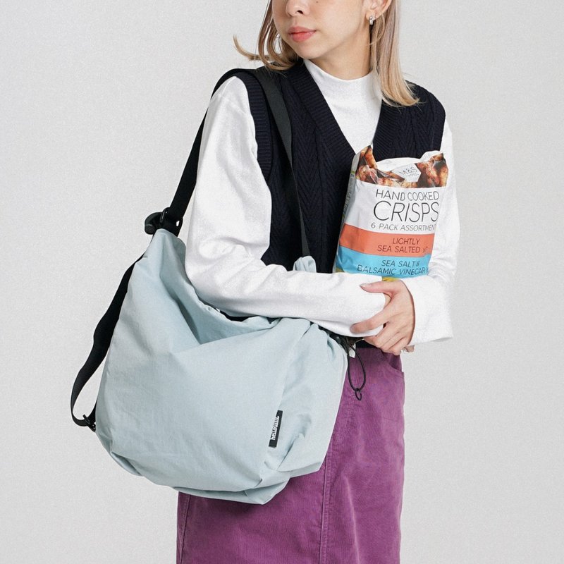 Sustainable RE Series | REESE Daily Duo Shoulder Crossbody Bag (L, Creamy Blue) - กระเป๋าแมสเซนเจอร์ - เส้นใยสังเคราะห์ สีน้ำเงิน