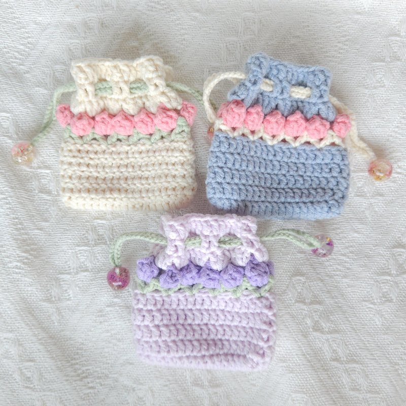 Crocheted flower basket - อื่นๆ - ผ้าฝ้าย/ผ้าลินิน หลากหลายสี