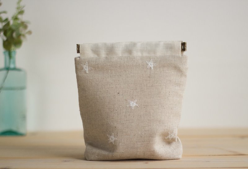 Pouch charger case Mouse case Camera case Cosmetic pouch storage * Star embroidery white No.47 - Toiletry Bags & Pouches - Cotton & Hemp Khaki