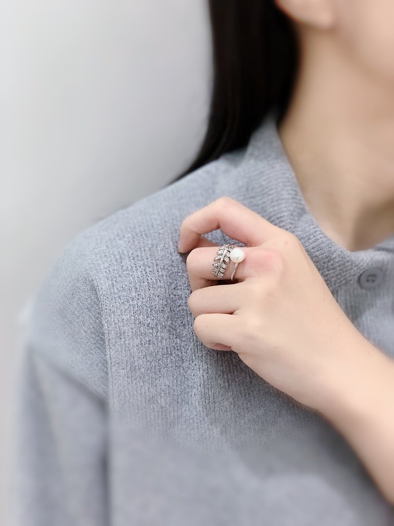 Super beautiful leaves and branches inlaid Stone pearl adjustable ring opening index finger ring - แหวนทั่วไป - เงินแท้ สีเงิน