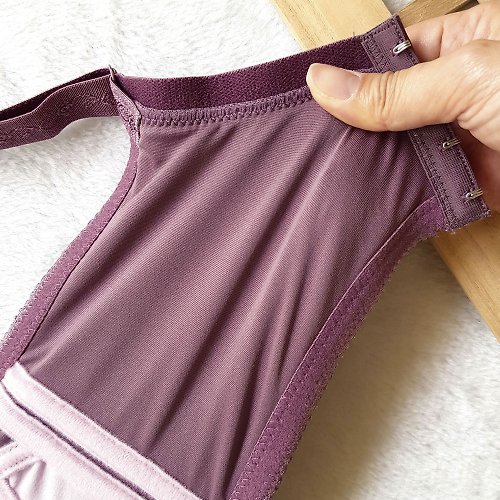 Large size hand holding bra Guyou full cover adjustment function (CH/purple)
