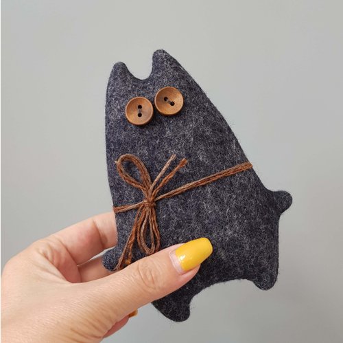 Rabbit Hole Felt cat sewing pattern PDF, rag doll tutorial in English digital product