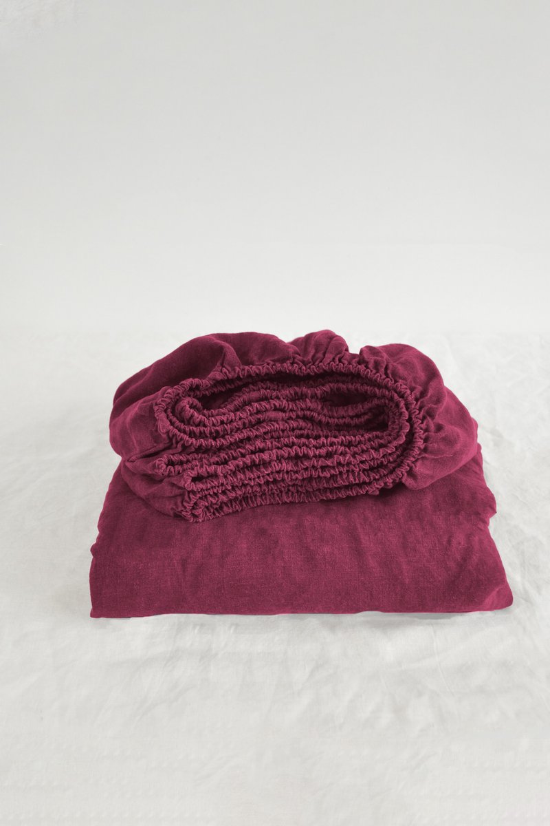 Raspberry linen fitted sheet / Softened linen bed sheet / Deep pocket - Bedding - Linen Red