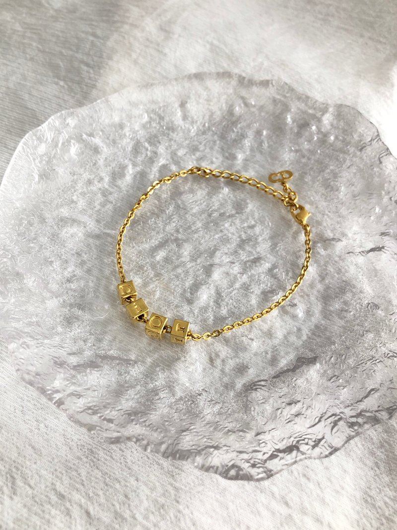 【 日本直送　名牌中古包 】Christian Dior クリスチャン ディオール ブレスレット ゴールド ロゴ vintage ヴィンテージ 87br52 - 手鍊/手環 - 其他材質 金色