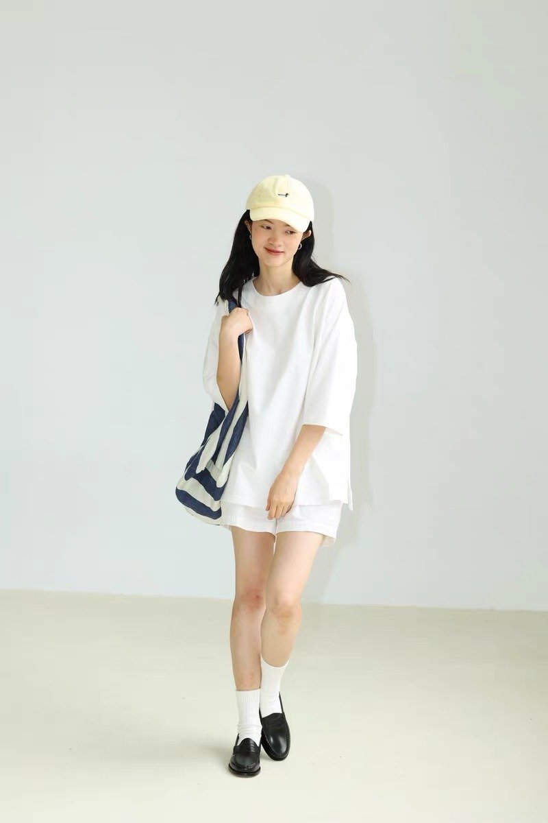 3rd Third Heaven Nissan summer loose towel fabric large tee shirt two colors - เสื้อยืดผู้หญิง - ผ้าฝ้าย/ผ้าลินิน 