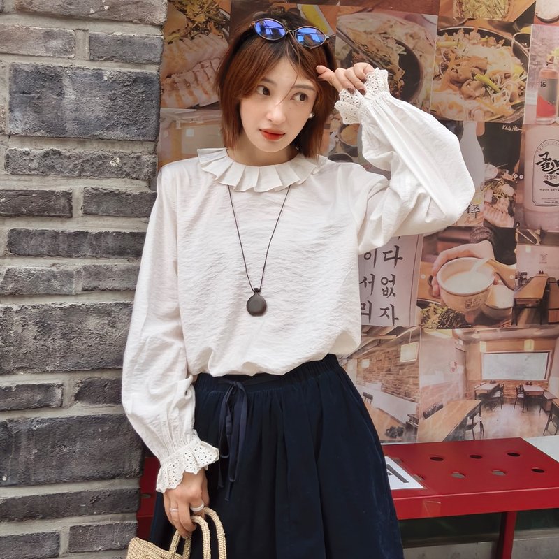 拉夫領刺繡襯衫|襯衫|兩色|秋款|Sora-1917 - 女襯衫 - 其他人造纖維 多色