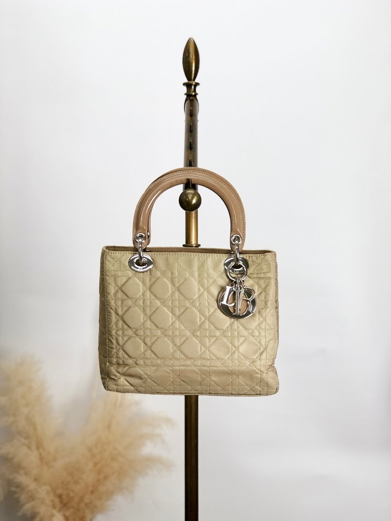 [Direct from Japan, branded used bag] Christian Dior Cannage Lady Dior handbag, beige, charm, 8h86ku - กระเป๋าถือ - ไนลอน สีนำ้ตาล