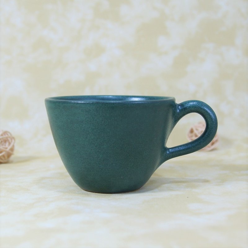 Chrome green coffee cup, teacup, mug, cup - about 180ml - แก้วมัค/แก้วกาแฟ - ดินเผา สีเขียว