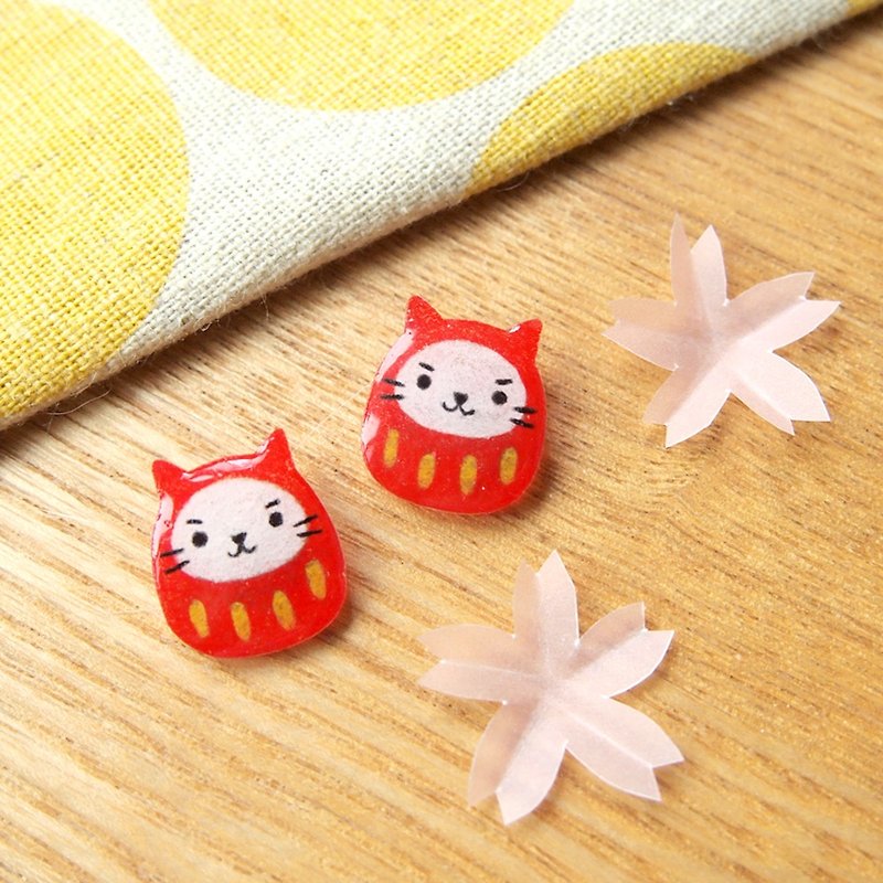 Meow原創手作達磨貓貓耳環 (兩隻達磨貓貓為一對) 可改夾式 - 耳環/耳夾 - 塑膠 紅色