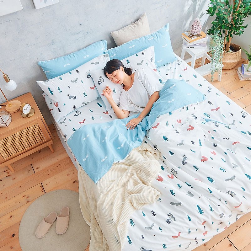 Bed Pillowcase Set - Double Plus / 40&#39;s Combed Cotton Three Pieces / Squirrel Forest Made in Taiwan