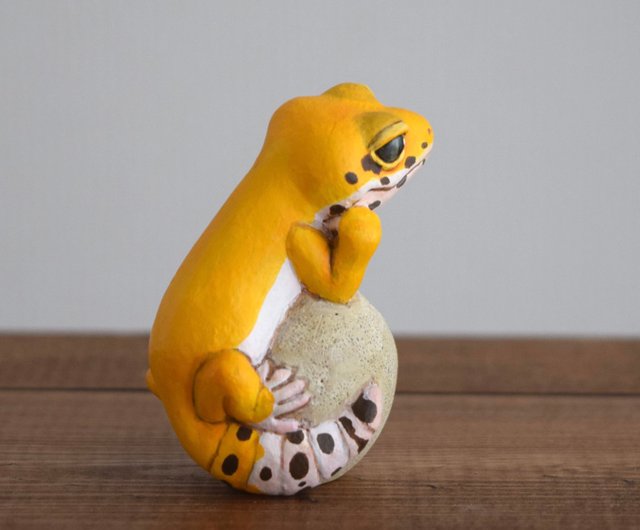 受注制作】石の上にもヒョウモントカゲモドキ/タンジェリン - ショップ