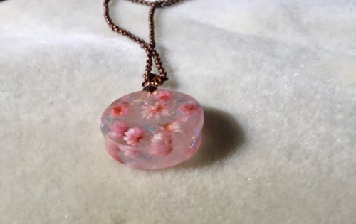 Ka-gan.art Real dry flowers epoxy resin pendant necklace