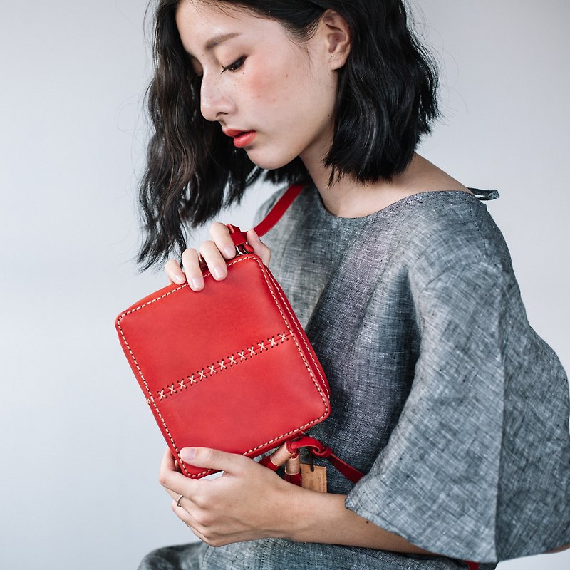 SQUARE SHAPE LEATHER CROSS BODY BAG-RED - 側背包/斜孭袋 - 真皮 紅色