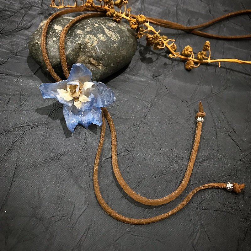 Real flower ornaments.*Delphinium multi-purpose leather rope. .*Manually crafted with recycled flowers - Lanyards & Straps - Plants & Flowers Blue