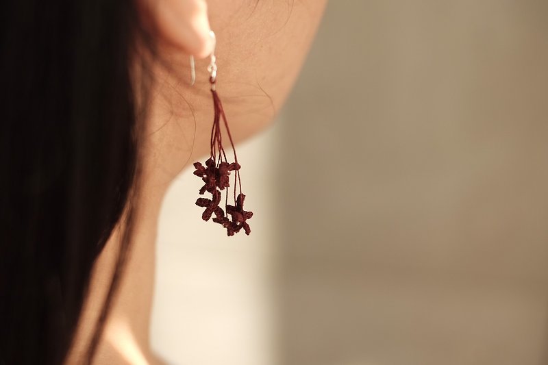 Handmade earring, Silver needle flower 92.5 / crochet work - 耳環/耳夾 - 純銀 紅色