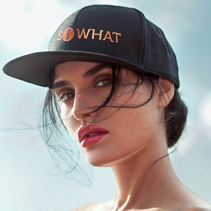 Let your cap do the talking. The Attitude Caps by Tee-Saurus. So (Ta Ma De) What - 帽子 - 棉．麻 黑色