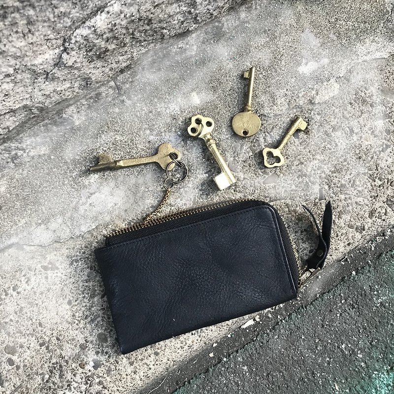 Sienna leather L zipper long key card coin purse long key car key card - Keychains - Genuine Leather Black
