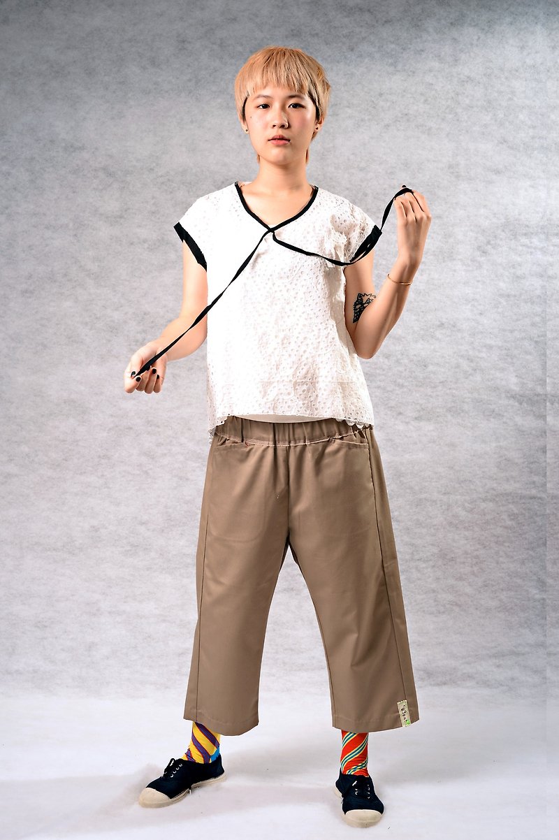 Hollow pattern piping and jump color knots* Tian Shi/elegant top - เสื้อผู้หญิง - ผ้าฝ้าย/ผ้าลินิน ขาว