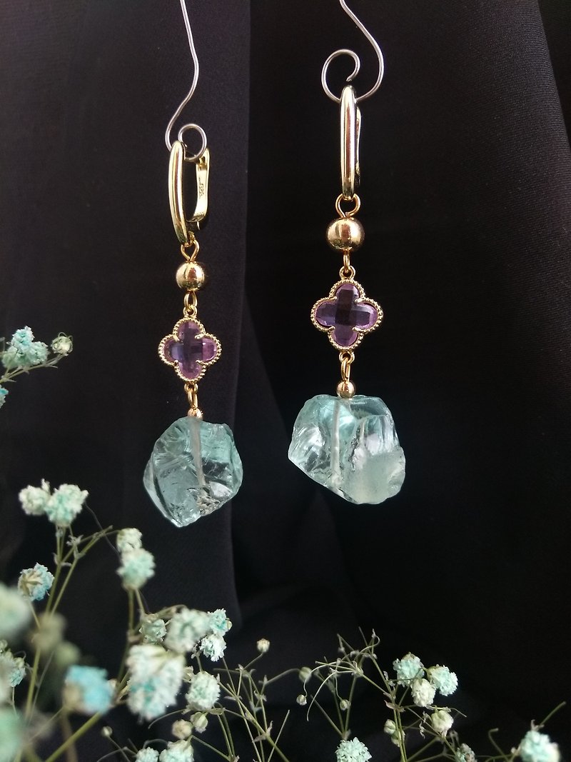Aquamarine earrings, gemstones earrings, clower earrings, stylish design earring