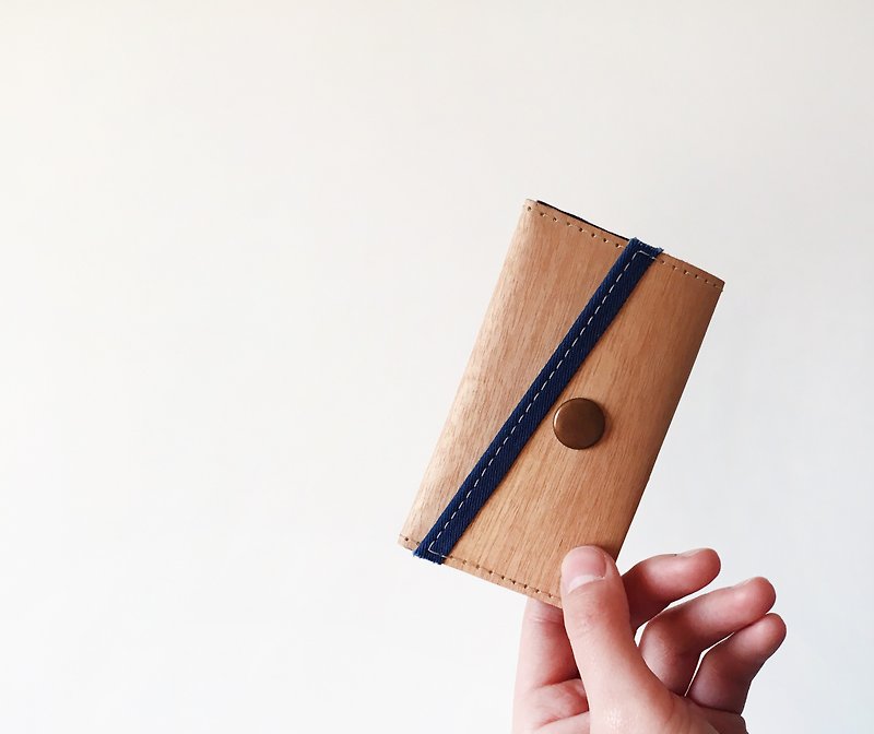 Blue stained wood feel business card holder - ที่เก็บนามบัตร - ไม้ สีกากี