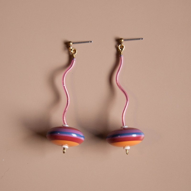 Space Age - Curved Flying Saucer Earrings - Earrings & Clip-ons - Acrylic Multicolor