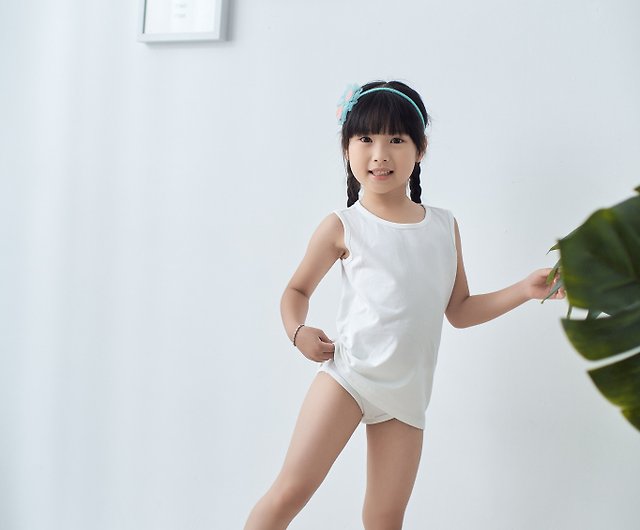 Daughter's triangle super elastic panties pure white - Shop Grizzly Bear  Organic Cotton Pants - Pinkoi