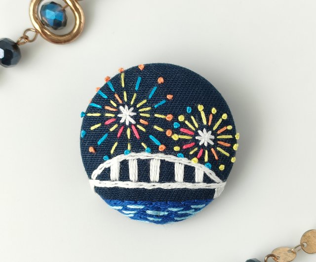 花火大会刺繍ブローチor刺繍ヘアゴム - ショップ かなちゃん手