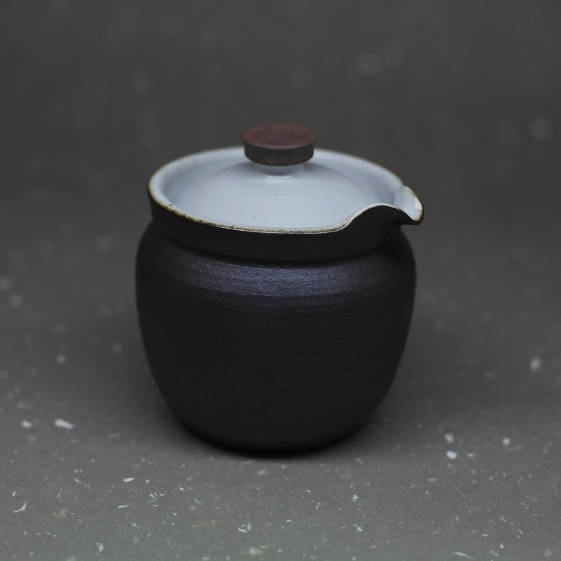 禪風 玄寂雙色 雙層防燙 簡約泡茶器 手作陶藝 茶道具 - 茶壺/茶杯/茶具 - 陶 