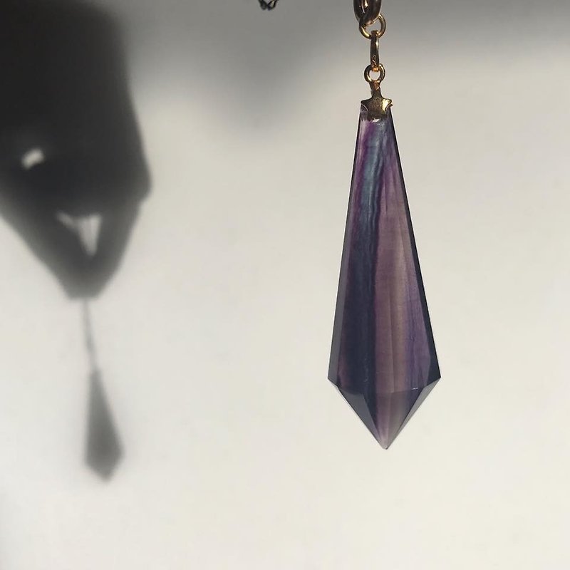 【Lost And Find】 fluorite necklace pendulum - Chokers - Gemstone Multicolor