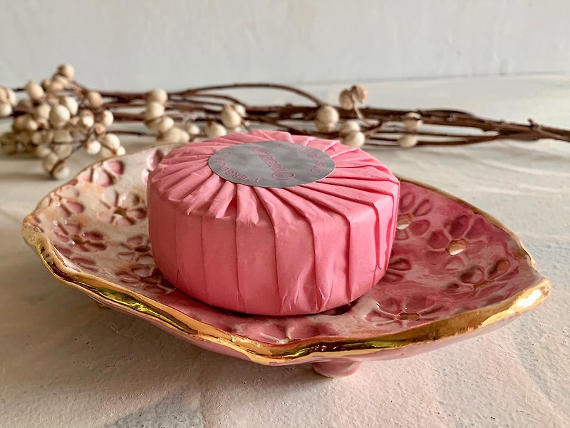 ピンクの花石鹸皿（売り切れ、作り直し）_陶器石鹸皿 - バス・トイレ用品 - 陶器 ピンク