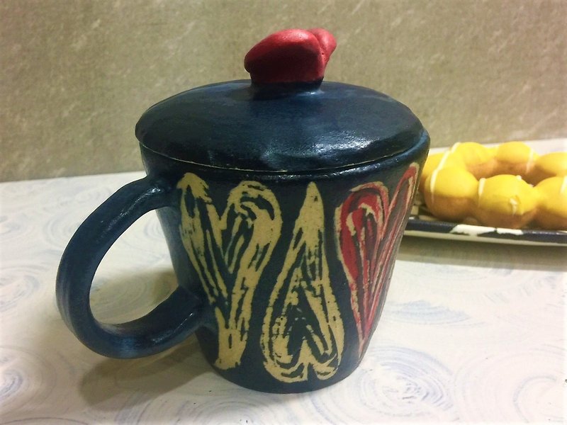 Hearts and hearts with a mug _ pottery mug - แก้วมัค/แก้วกาแฟ - ดินเผา สีน้ำเงิน