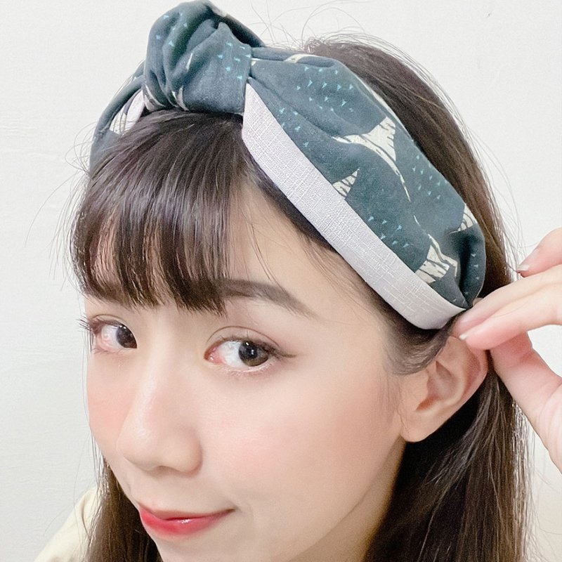 Handmade headband with selected high-quality fabric - เครื่องประดับผม - ผ้าฝ้าย/ผ้าลินิน หลากหลายสี